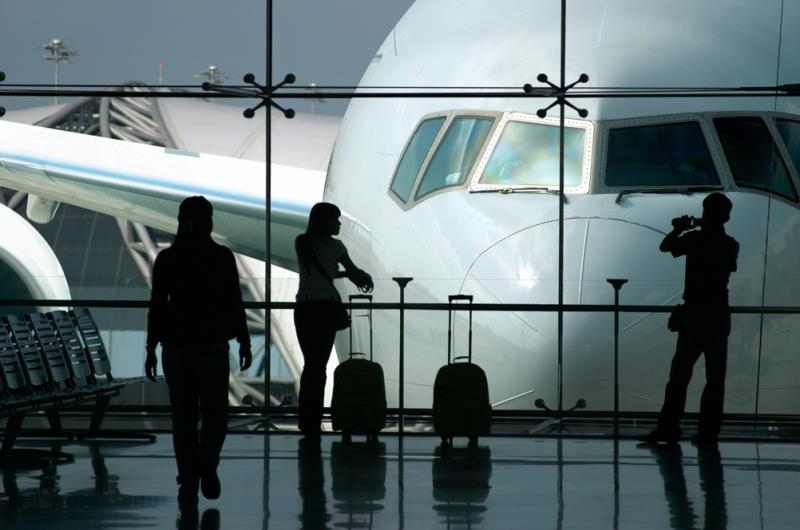 深セン宝安空港送迎レンタカー